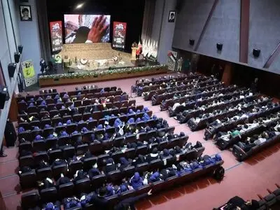 کودکان فلسطینی و لبنانی زندگی را زیر رگبار آتش و انفجار می‌آموزند