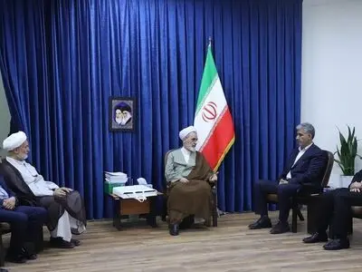 از مهم‌ترین مظاهر عدالت، عدالت علمی و سلامت است