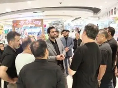دیدار رحیم سرهنگی با برخی از کسبه زحمتکش مراکز تجاری کیش