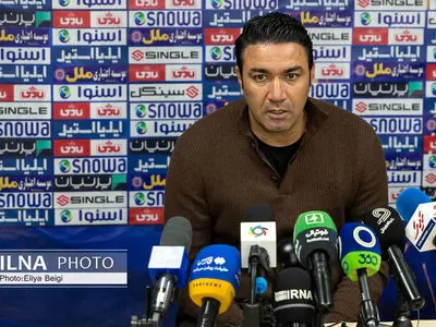 نشست خبری سرمربیان تیم استقلال تهران و شمس آذر