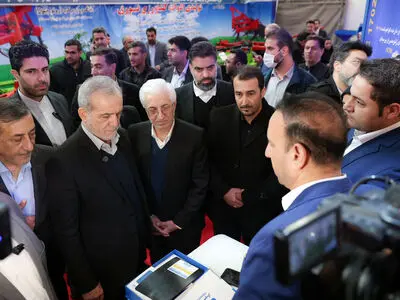 بازدید رئیس‌جمهور از چهاردهمین نمایشگاه کشاورزی و صنایع وابسته در بجنورد