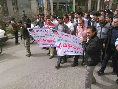 درخواست پرداخت ۱۲ ماه حقوق معوقه کارگران شهرداری اندیمشک