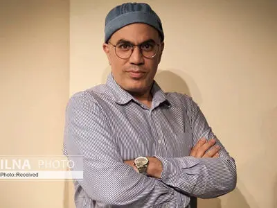 ما ملت سیاست‌زده‌ای هستیم که از قصه دوره شده‌ایم/ این روزها  پرداختن به مضامین فلسفی در ایران کار هنرمندانه‌تری است!