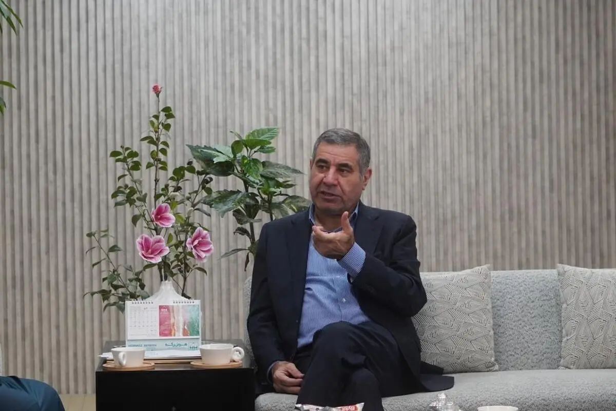 به زودی شاهد رفع فیلتر برخی پلتفرم‌ها خواهیم بود/ نمایندگان مجلس نباید در عزل و نصب‌ها دخالت کنند