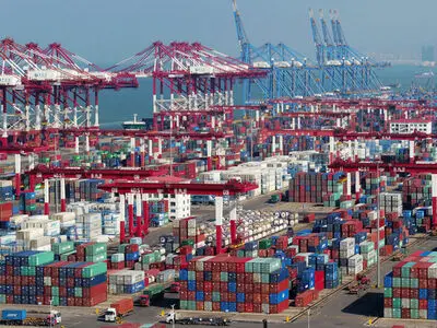 Iran basks in miracle of $32 billion in non-oil exports