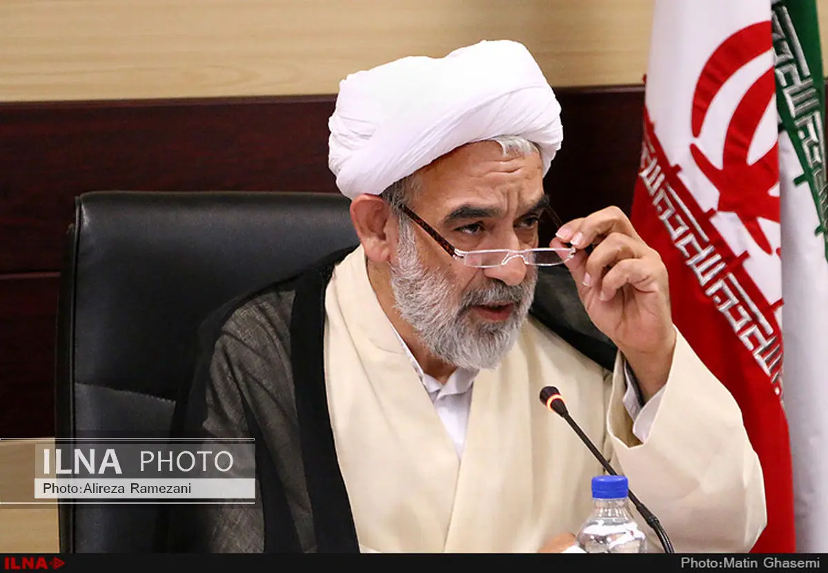 اعضای خبرگان جز در مقابل خدا به کسی پاسخگو نیستند