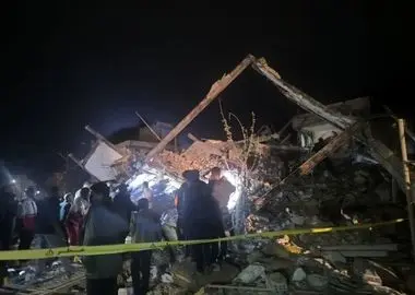 ۶ غیرنظامی در حمله هوایی به مناطق مسکونی خرم‌آباد شهید شدند، احتمال افزایش تعداد شهدا