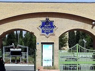 بحران اسکان دانشجویان سنواتی دانشکده شریعتی تهران؛ دختران بی‌سرپناه در جست‌وجوی مسافرخانه‌
