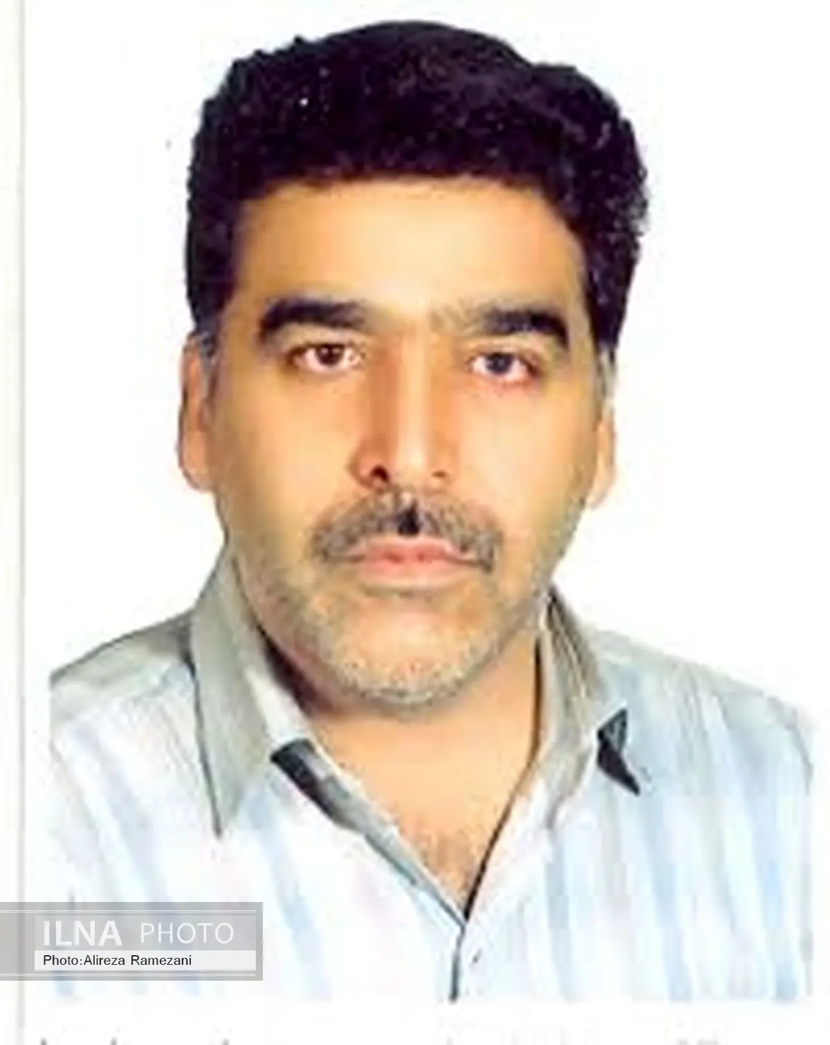 آغاز برداشت بادام در کاشان