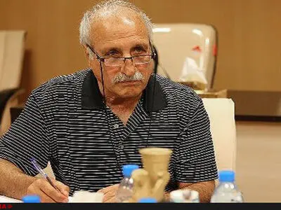 خادم با روابط درست به حقش رسید/او می‌تواند مقابل نفوذ روس‌ها بایستد