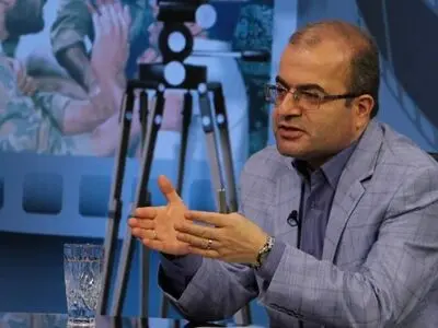 مردم در سینما رفتن متاثر از فضای تبلیغاتی اطراف خود هستند