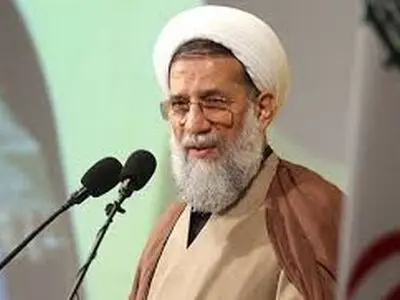 شهیدان مانند شمشیری از قلاف درآمده برای دشمنان خطرناک‌تر از قبل شهادت‌شان هستند