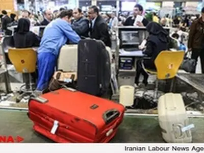 تجمع اعتراضی کارگران اخراجی حمل بار فرودگاه مهر آباد