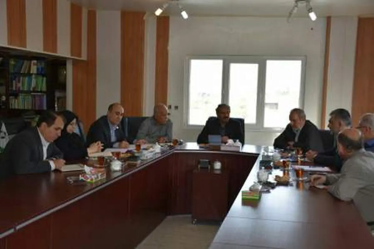 نشست شهردار اهواز با مدیر کل حفاظت محیط زیست خوزستان
