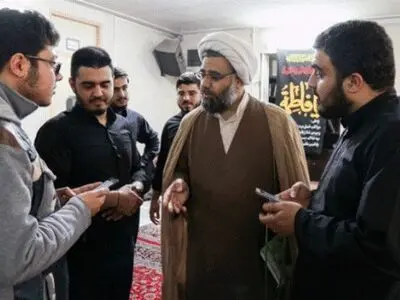 مدیر حوزه علمیه تهران با طلاب مدرسه علمیه حجت دیدار کرد