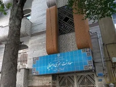 گرفتن محل انجمن موسیقی قزوین به نوعی زمین زدن ما است