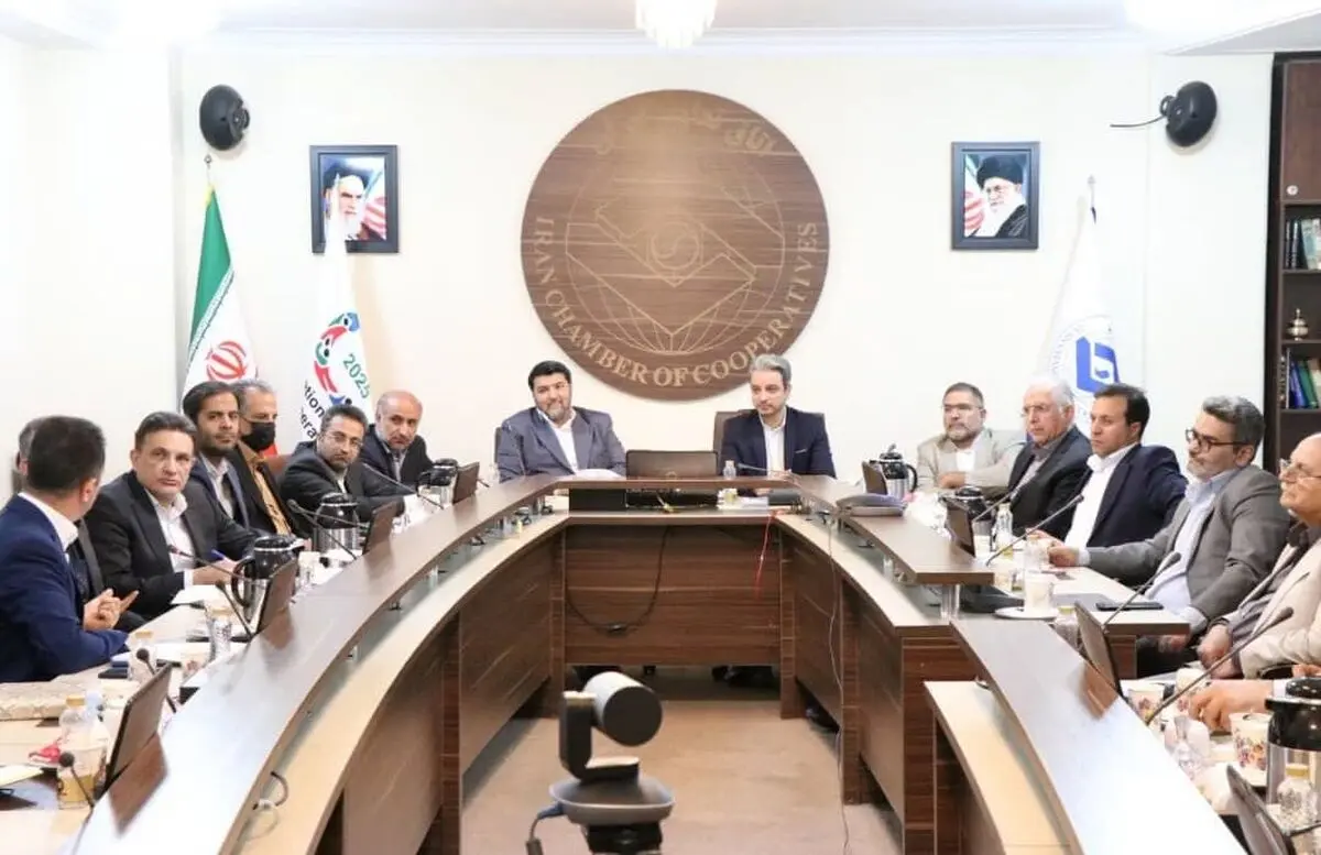 لزوم تغییر ساختاری در تامین اجتماعی/ چوب لای چرخ تولید می‌گذارند!