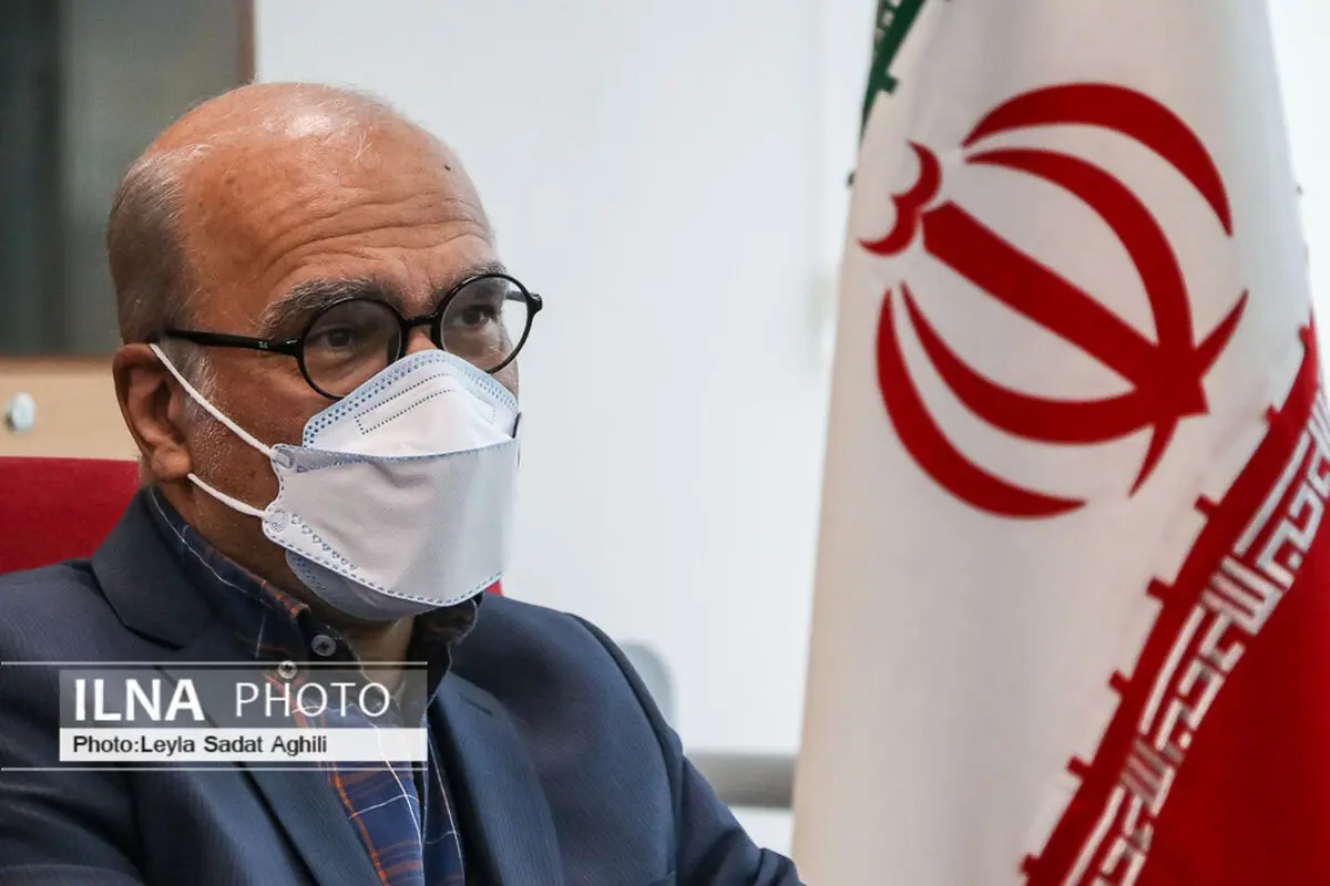با چین و روسیه دانشگاه‌های مشترک تاسیس می‌کنیم/ بورسیه‌ای برای اعزام دانشجو به خارج برای گرفتن مدرک نداریم/ عدم بازگشت اساتید به ایران پارامترهای سیاسی و اجتماعی دارد/ دانشجویان اروپایی برای تحصیل بلند مدت به ایران نمی‌آیند