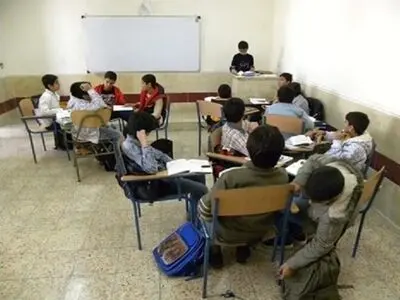 معضل کمبود نیروی انسانی در مدارس و احتمال افزایش بازماندگی از تحصیل 