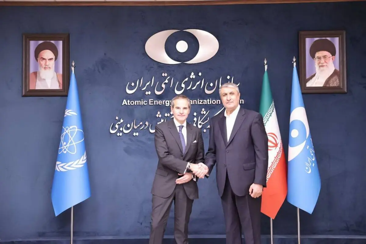 آغاز دیدار دو جانبه گروسی و اسلامی