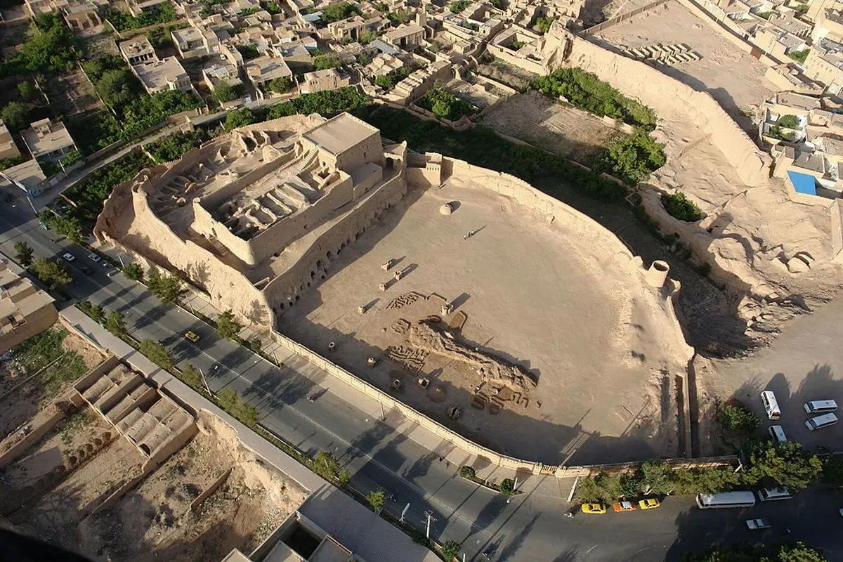 سالانه ۱۵۰ میلیون تومان صرفِ مرمتِ نارین قلعه می‌شود/پرونده میبد تا سال ۲۰۲۰ برای ارسال به یونسکو تکمیل می‌شود