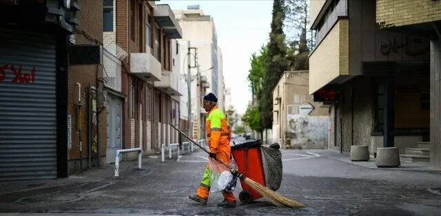 یک فعال کارگری از تحمیل بار اضافی بر دوش پاکبانان مشهد روایت می‌کند؛