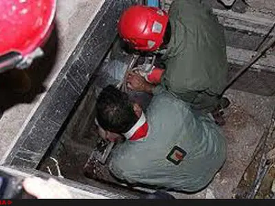 مصدومیت ۳ کارگر در حادثه سقوط آسانسور 