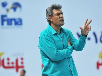 طاهریان: هنوز اشکالات تاکتیکی داریم/ صحبت از فینالیست
‌شدن زود است