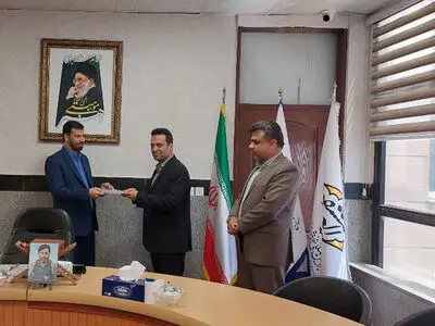 مدیرکل فرهنگ و ارشاد قزوین از کارشناس رسانه این نهاد تجلیل کرد