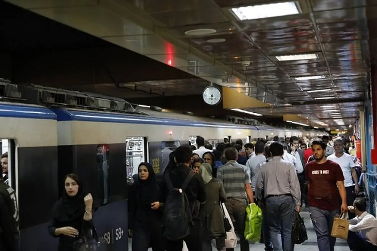 کاهش سرفاصله حرکت قطارهای خط ۳ مترو در پیک عصرگاهی