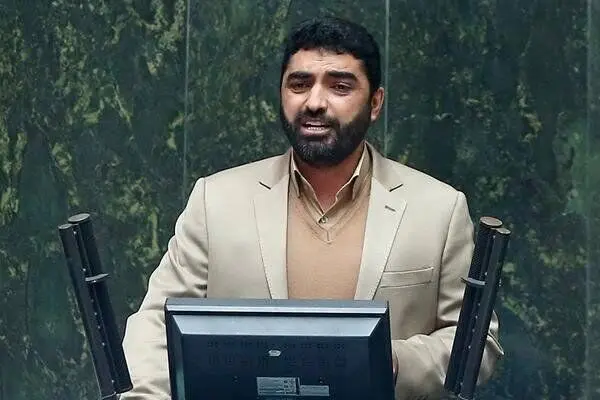 راستینه در نطق میان دستور: