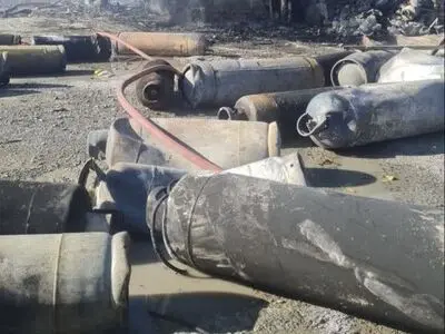 مهار آتش سوزی کارگاه غیرمجاز شارژ گاز LPG در جاده محمدشهر