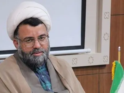  اساتید کلاس‌های معارف در کاهش آثار بحران اخلاقی و اعتقادی نسل آینده تلاش کنند