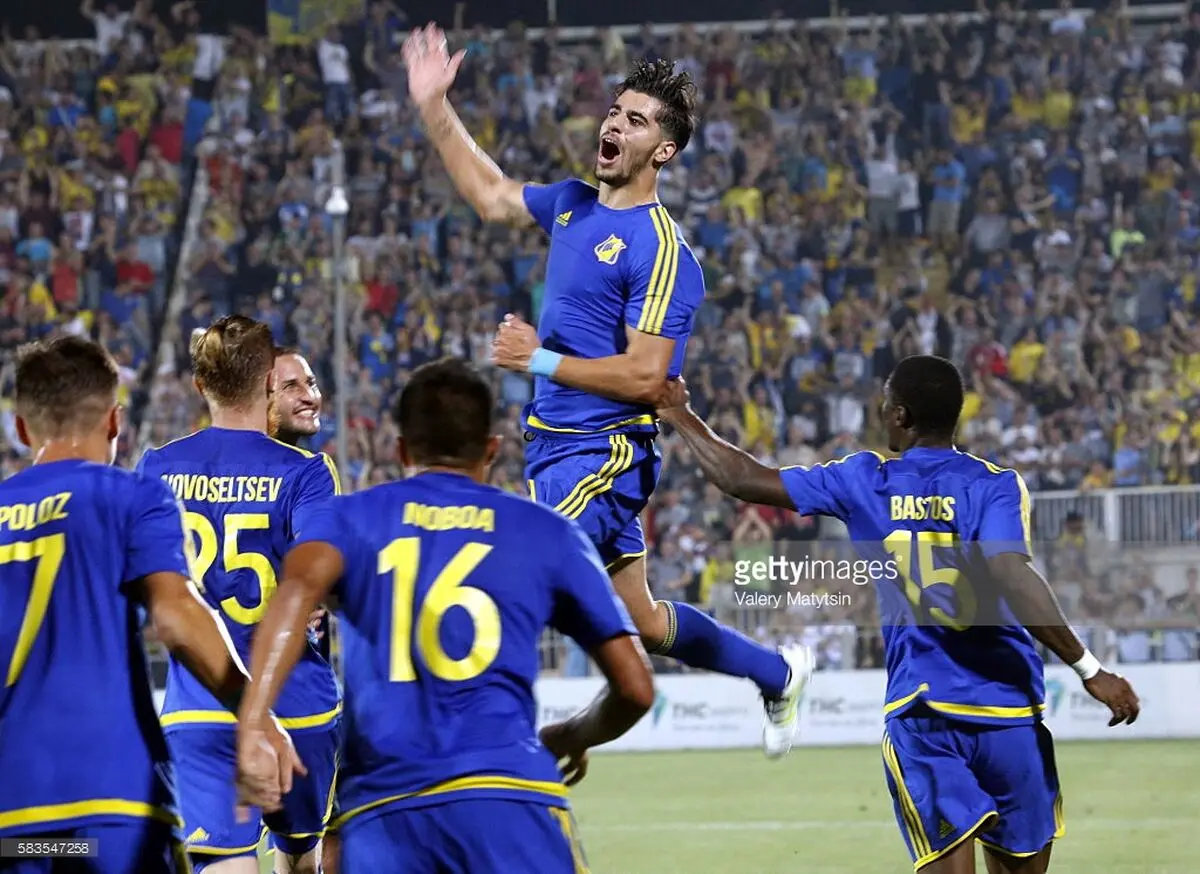 پیشنهاد پرسپولیس به هافبک دفاعی تیم ملی
