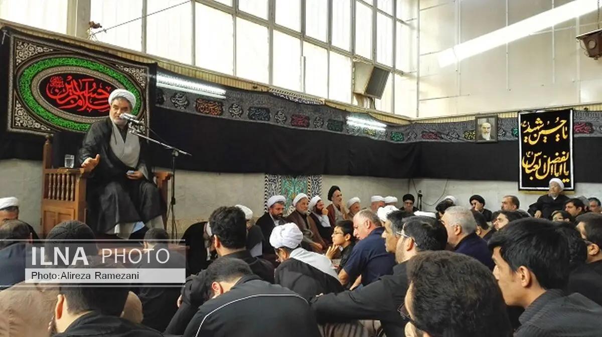 مراسم عزاداری امام کاظم(ع) در دفتر آیت‌الله صانعی برگزار شد