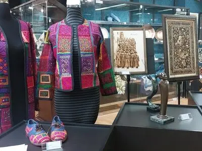 قطره‌ ای از دریایِ صنایع‌دستی در سرو سیمین 
