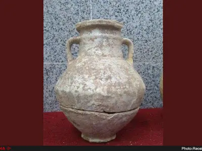 کشف دو شیء تاریخی حین عملیات گازکشی در دزفول