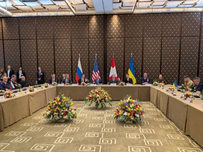 پایان مذاکرات هیأت‌های سیاسی روسیه و اوکراین در ژنو