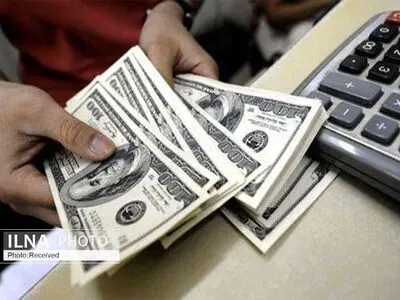 هیچ کارخانه ای با ارز ۴۰ هزار تومانی تولید نداشته است/افزایش قیمت به بهانه گرانی ارز خیانت به مردم و نظام است