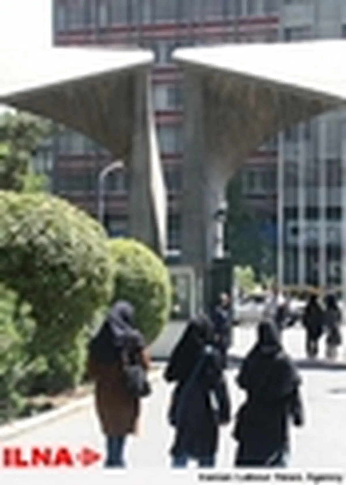 جلوگیری از ادامه تحصیل زنان به افزایش باروری منجر نمی‌شود