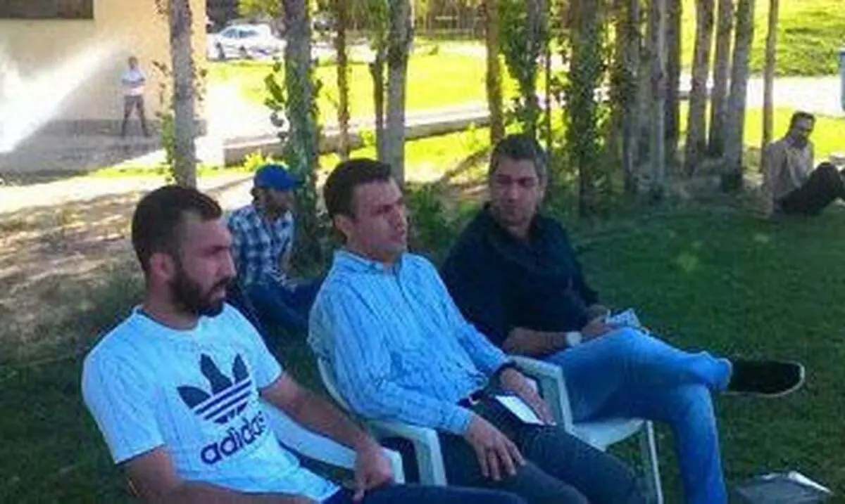 هافبک استقلال در نساجی