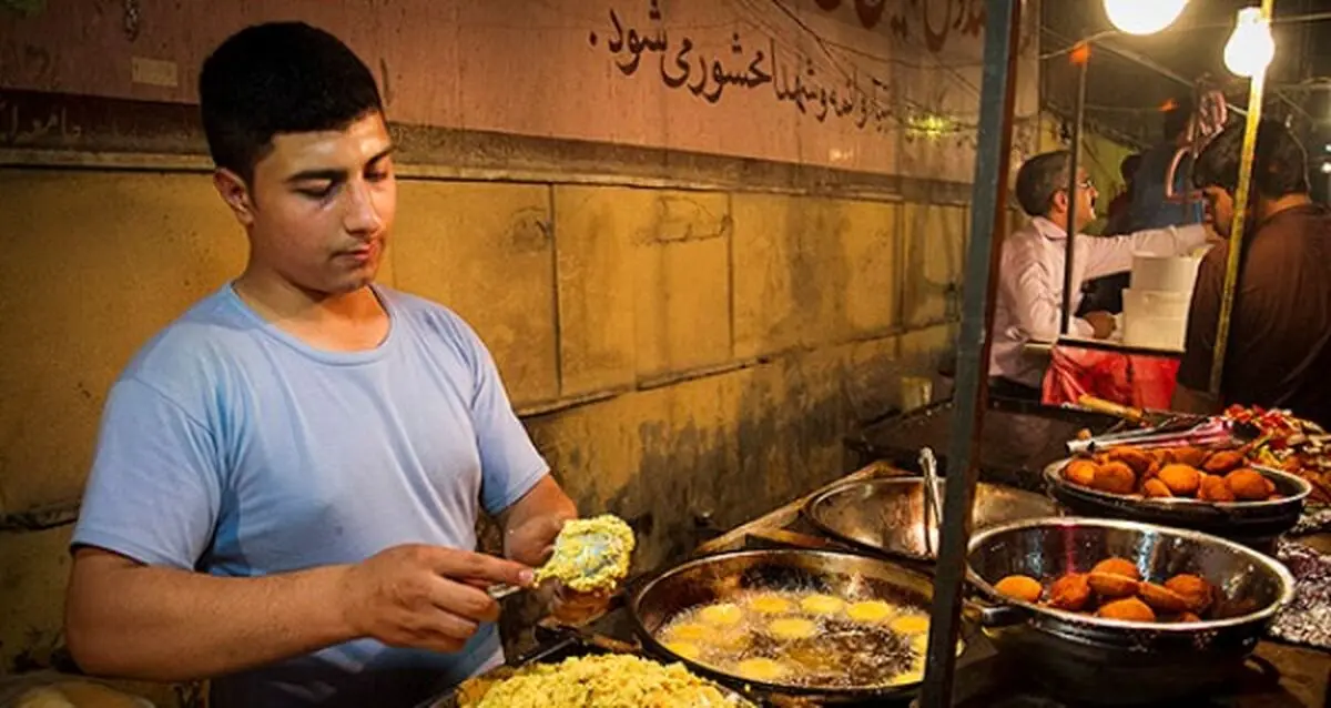 دو واحد اغذیه فروشی در ماه رمضان پلمب شدند/ ساندویچ فروش‌های سیار، بهداشت را رعایت نمی‌کنند