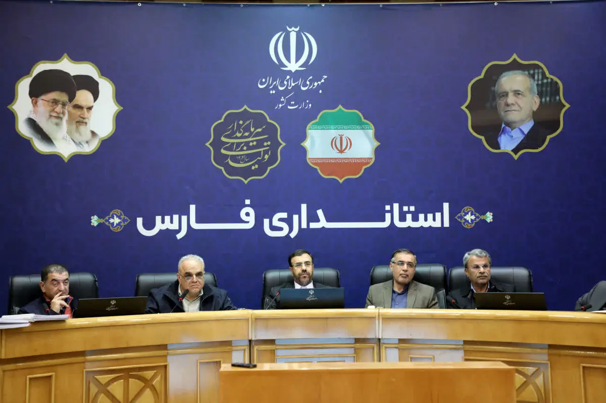 ​فارس به عنوان استان مرزی شناخته شود/ اصلاح بخشنامه هیات دولت مطالبه بخش خصوصی فارس است