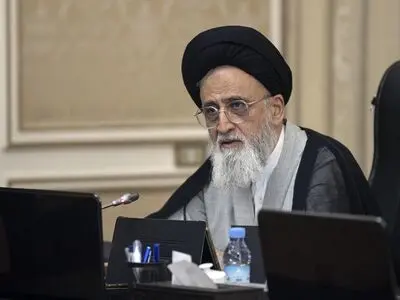 کشور نیاز به یک بازسازی جدید دارد