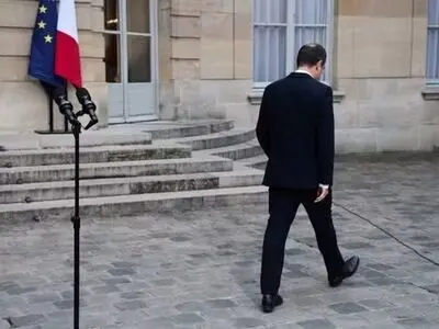نخست‌وزیر فرانسه استعفا داد