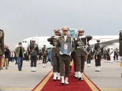 The body of Martyr Ayatollah Raisi and his companions arrives in Tehran 