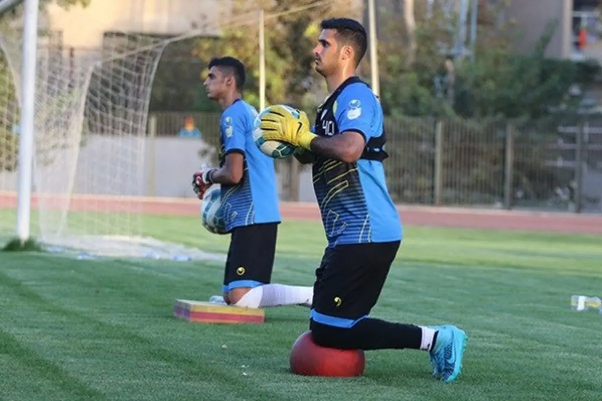 اعتراض تند دروازه‌بان استقلال خوزستان در آستانه جدال با پرسپولیس