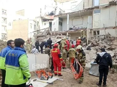 جان باختن 2 نفر در اراک بر اثر ریزش آوار 