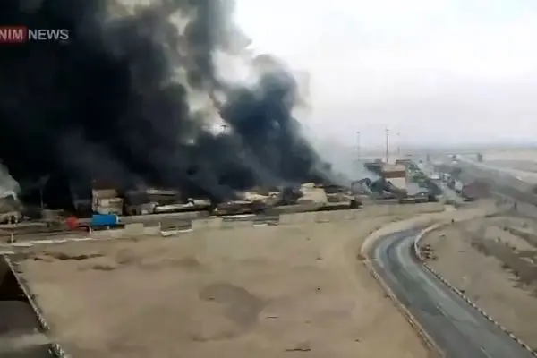 إيران.. ارتفاع عدد المصابین إلى 800 شخص فی حادث الانفجار في میناء الشهید رجائي