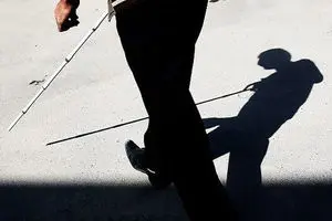 پنج‌هزار نابینای قزوینی در جست‌وجوی برابری شهروندی / وقتی شهر سهم بیناهاست